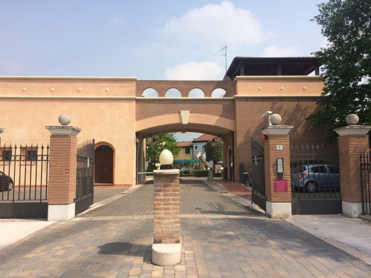 La Chicca Del Garda Peschiera del Garda Exterior photo